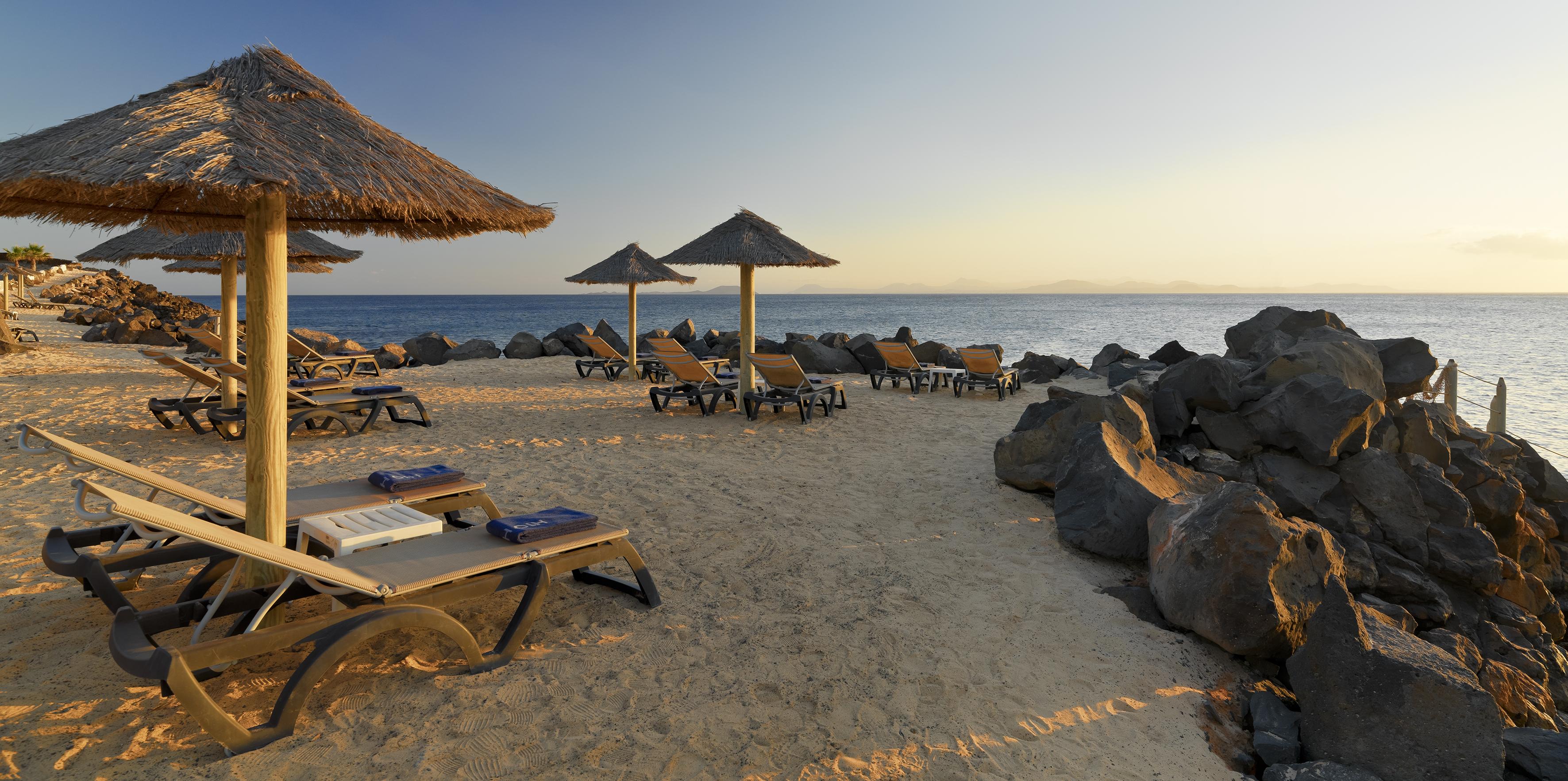 H10 Timanfaya Palace - Adults Only Playa Blanca  Exterior photo